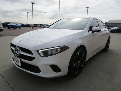 Used 2022 Mercedes-Benz A 220 4MATIC image 5