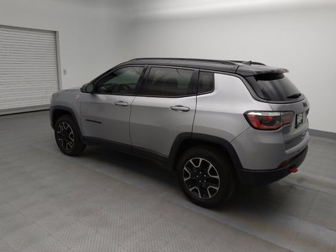 Used 2019 Jeep Compass Trailhawk AWD/4WD image 3