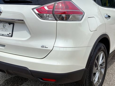 Used 2015 Nissan Rogue SL w/ SL Premium Package FWD image 12