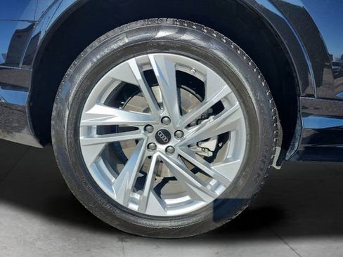 Used 2023 Audi Q7 3.0T Premium Plus image 25