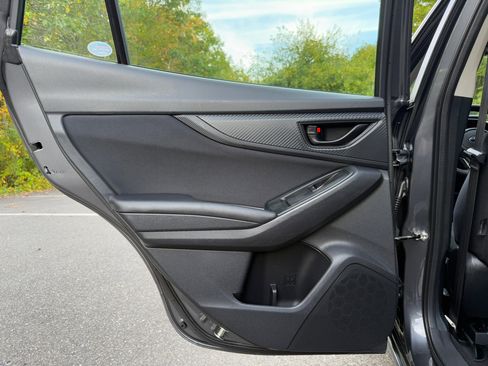 Used 2018 Subaru Impreza 2.0i Premium image 19