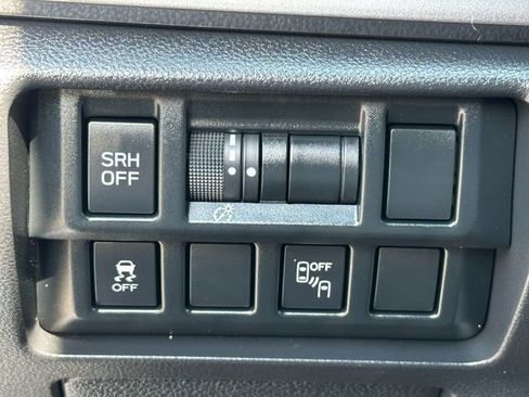 Used 2018 Subaru Crosstrek 2.0i Limited w/ Popular Package #2 AWD/4WD image 24