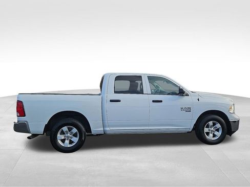 Used 2022 RAM 1500 Classic SLT w/ Trailer & Traction Group image 8