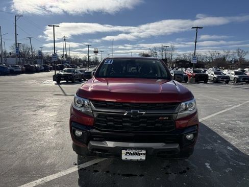 Used 2021 Chevrolet Colorado Z71 w/ Safety Package image 2