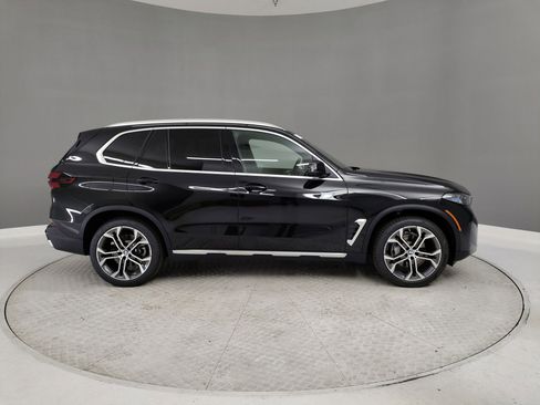 Used 2026 BMW X5 xDrive40i image 5
