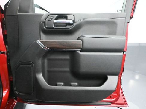 Used 2021 GMC Sierra 1500 SLT image 45