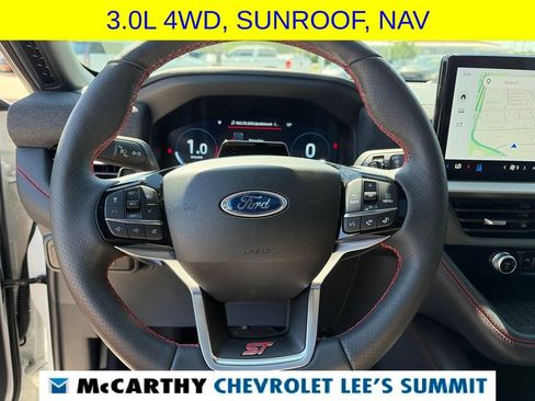 Used 2025 Ford Explorer ST w/ Sun And Sound Package AWD/4WD image 21