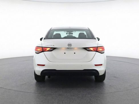 Used 2025 Nissan Sentra SV FWD image 7
