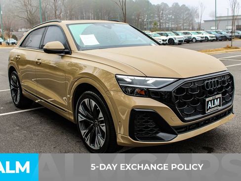 Used 2024 Audi Q8 Premium Plus w/ Premium Plus Package image 4