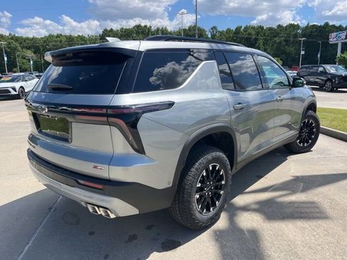 New 2026 Chevrolet Traverse Z71 w/ Enhanced Driving Package AWD/4WD image 11