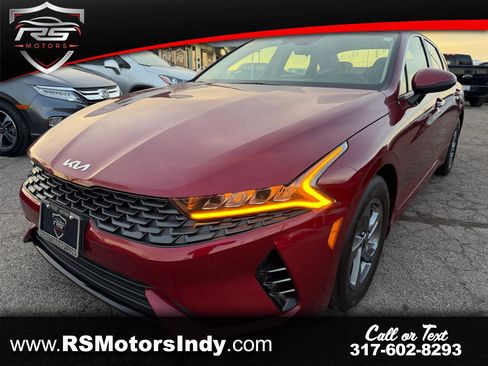Used 2023 Kia K5 LXS image 1