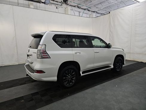 Used 2020 Lexus GX 460 Premium w/ Premium Package AWD/4WD image 3