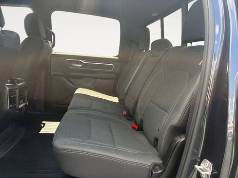 Used 2019 RAM 1500 Big Horn AWD/4WD image 13