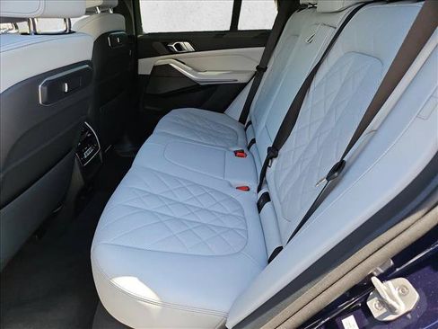 New 2026 BMW X5 xDrive40i w/ Climate Comfort Package AWD/4WD image 16