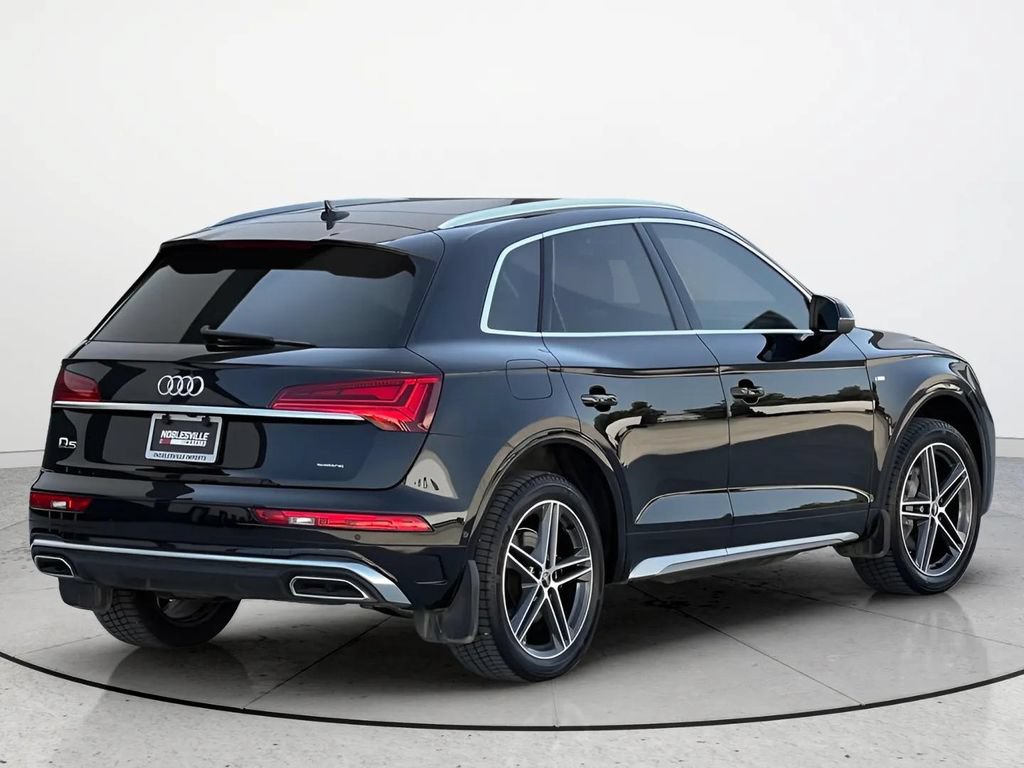 Used 2021 Audi Q5 e Prestige w/ Prestige Package AWD/4WD image 2
