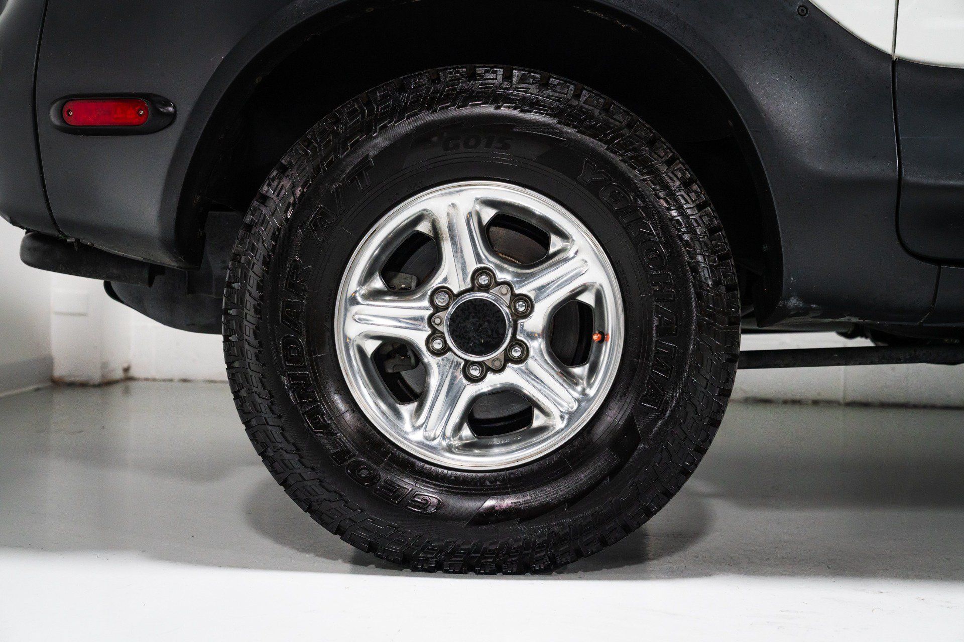 Used 1999 Isuzu VehiCROSS AWD/4WD image 11