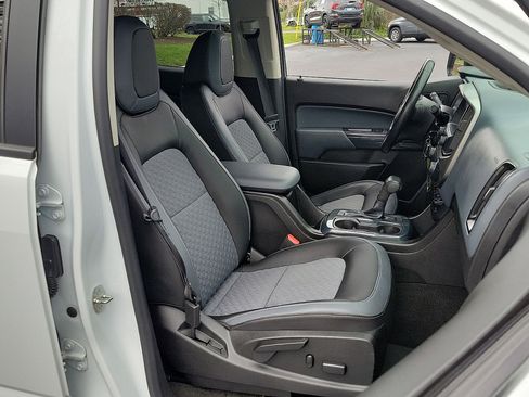 Used 2015 Chevrolet Colorado Z71 AWD/4WD image 23
