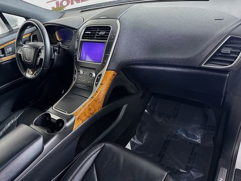 Used 2019 Lincoln Nautilus Reserve image 34