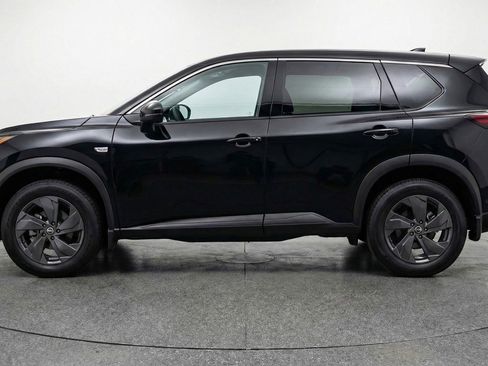 Used 2025 Nissan Rogue SV AWD/4WD image 5