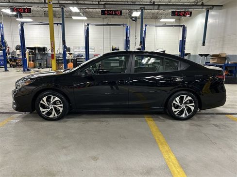 Certified 2025 Subaru Legacy Premium image 5