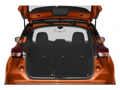 Used 2021 Nissan Kicks SR image 14