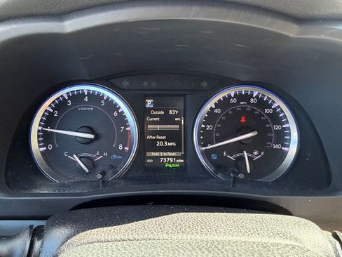 Used 2019 Toyota Highlander Limited w/ Carpet Mat Package (TMS) image 16