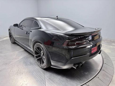 Used 2015 Chevrolet Camaro ZL1 w/ Gray Stripe Package RWD image 7