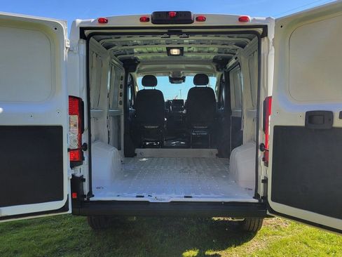 New 2025 RAM ProMaster 1500 w/ Premium Convenience Group image 7