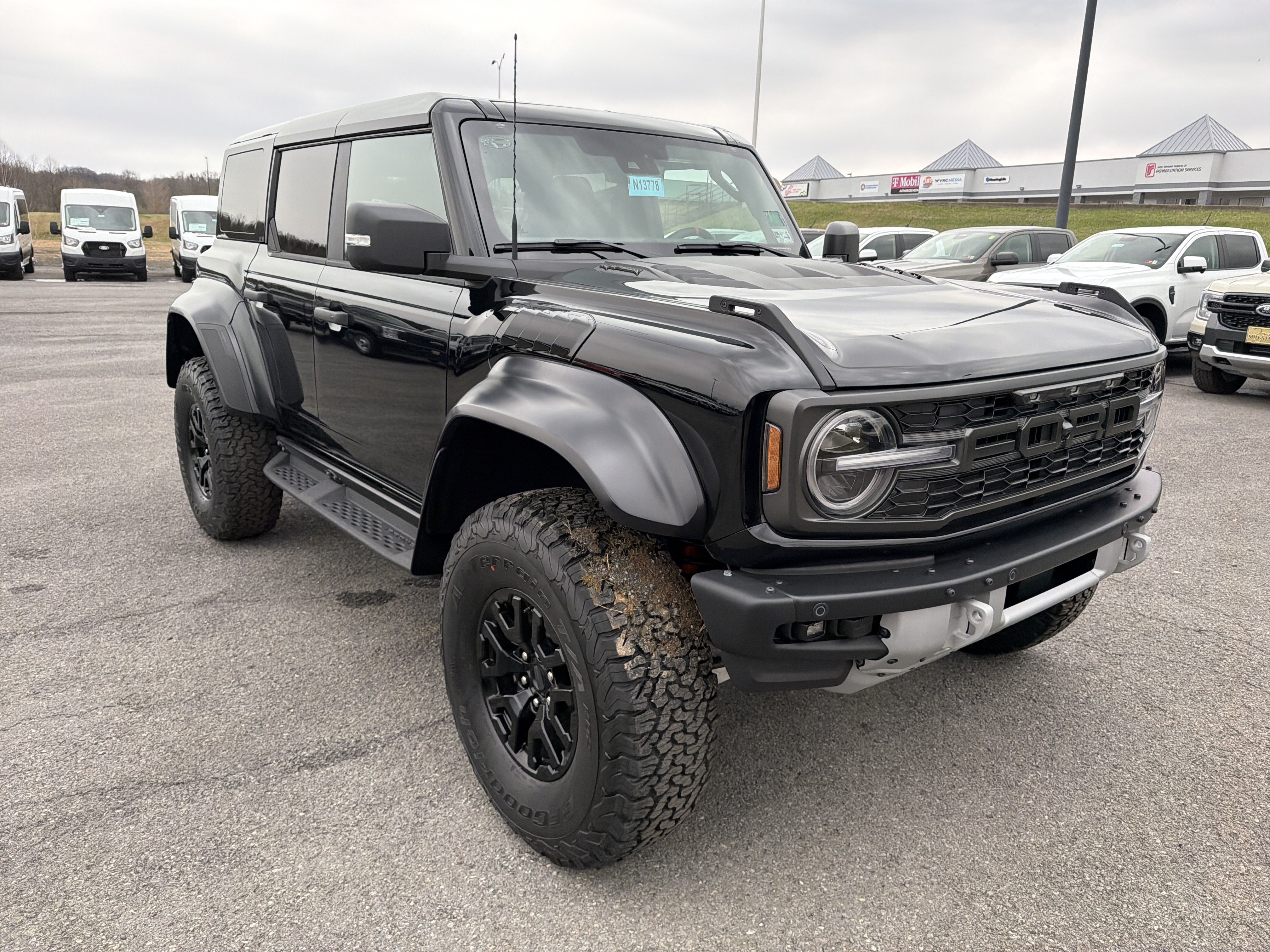 New 2026 Ford Bronco Raptor AWD/4WD image 3