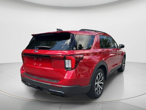 Used 2025 Ford Explorer ST-Line RWD image 5