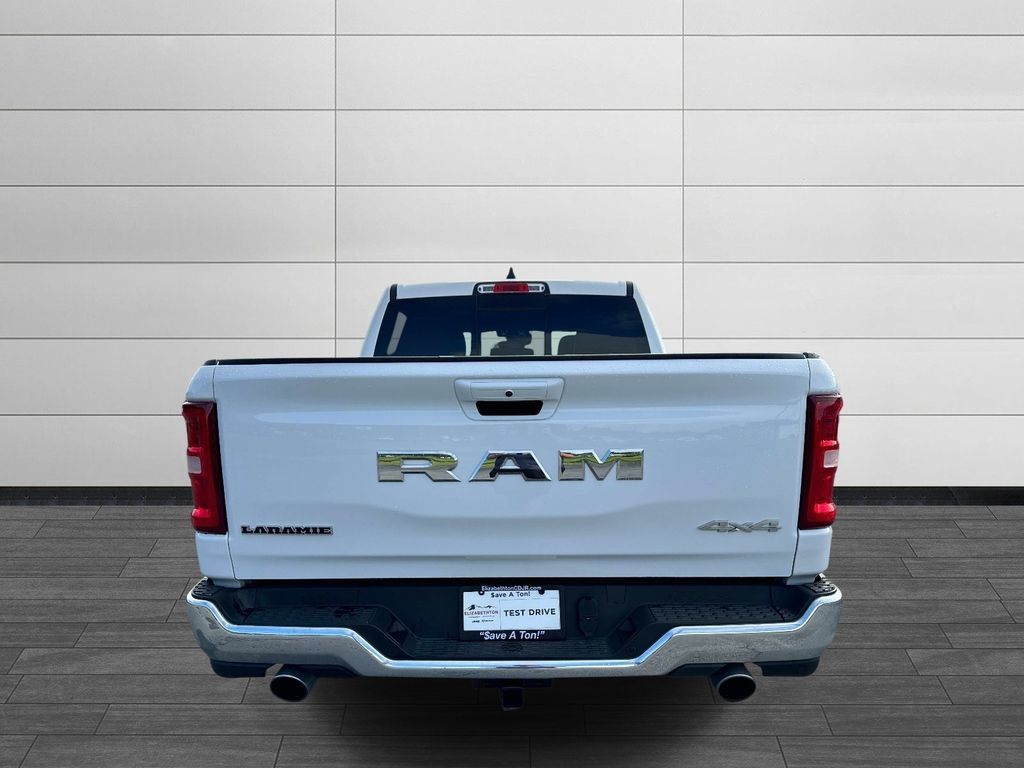 Used 2026 RAM 1500 Laramie AWD/4WD image 4