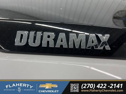 Used 2024 Chevrolet Silverado 1500 ZR2 w/ Technology Package AWD/4WD image 19