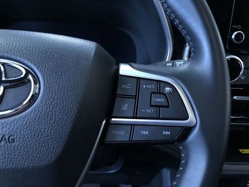 Certified 2025 Toyota Highlander XSE AWD/4WD image 25