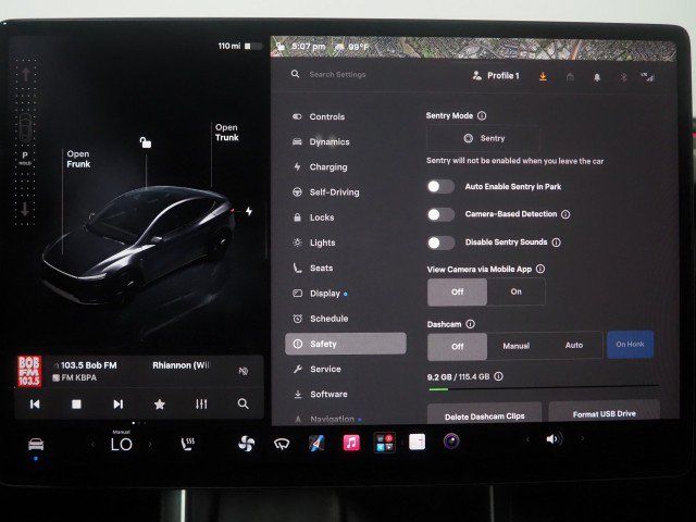 Used 2026 Tesla Model Y Long Range RWD image 37