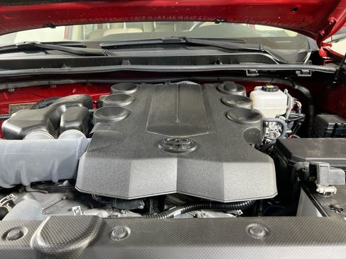 Used 2023 Toyota 4Runner Limited AWD/4WD image 31