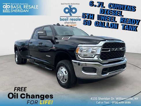 Used 2024 RAM 3500 Big Horn image 1