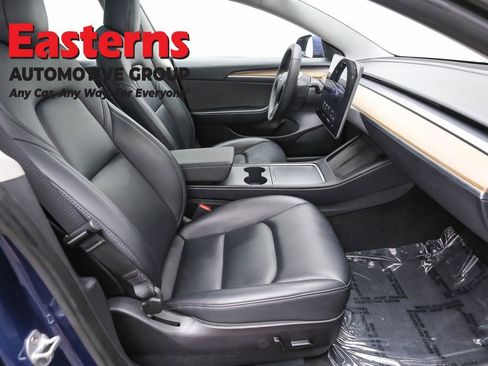 Used 2023 Tesla Model 3 Standard Range image 22