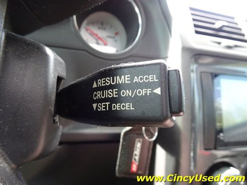 Used 2009 Dodge Challenger SRT8 w/ SRT Option Group II RWD image 21