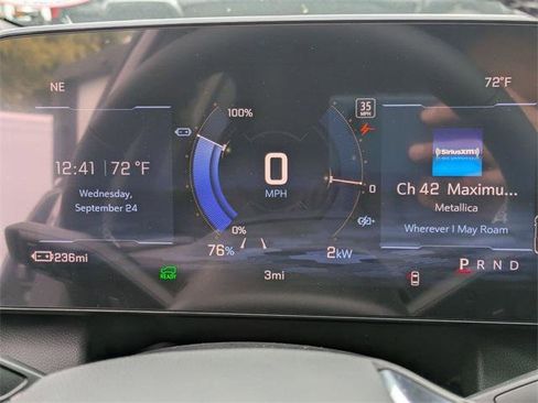 New 2026 Chevrolet Equinox EV LT image 14