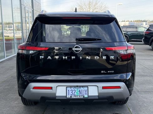Used 2022 Nissan Pathfinder SL image 6