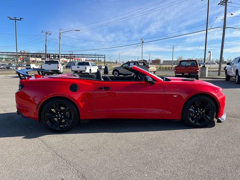 Used 2023 Chevrolet Camaro LT w/ RS Package image 33