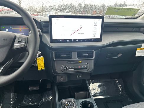 New 2025 Ford Maverick XL w/ Equipment Group 101A image 19