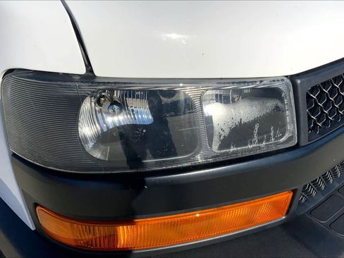 Used 2021 Chevrolet Express 2500 w/ Driver Convenience Package image 21