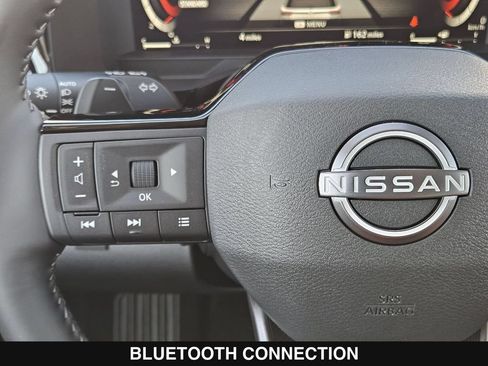 New 2026 Nissan Pathfinder Platinum w/ Accent Package FWD image 27