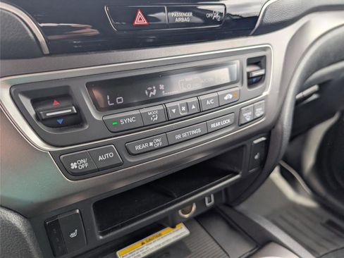 Used 2022 Honda Pilot Special Edition image 20