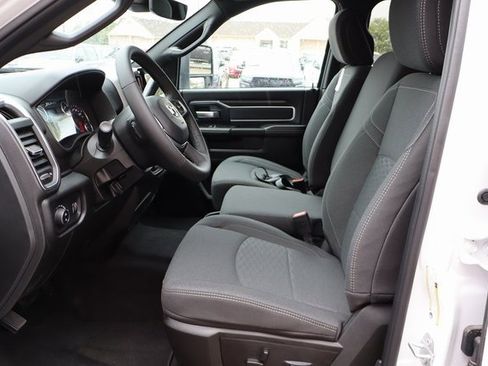 Used 2025 RAM 2500 Big Horn image 30