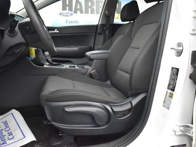Used 2022 Kia Sportage LX FWD image 12