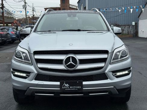 Used 2014 Mercedes-Benz GL 450 4MATIC image 2