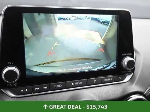 Used 2024 Nissan Sentra SV image 34