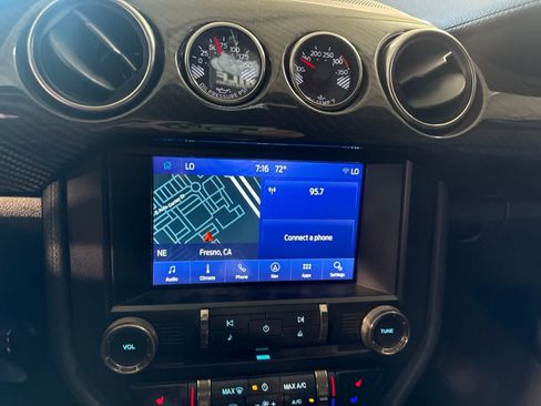 Used 2019 Ford Mustang Shelby GT350 w/ Technology Package RWD image 23